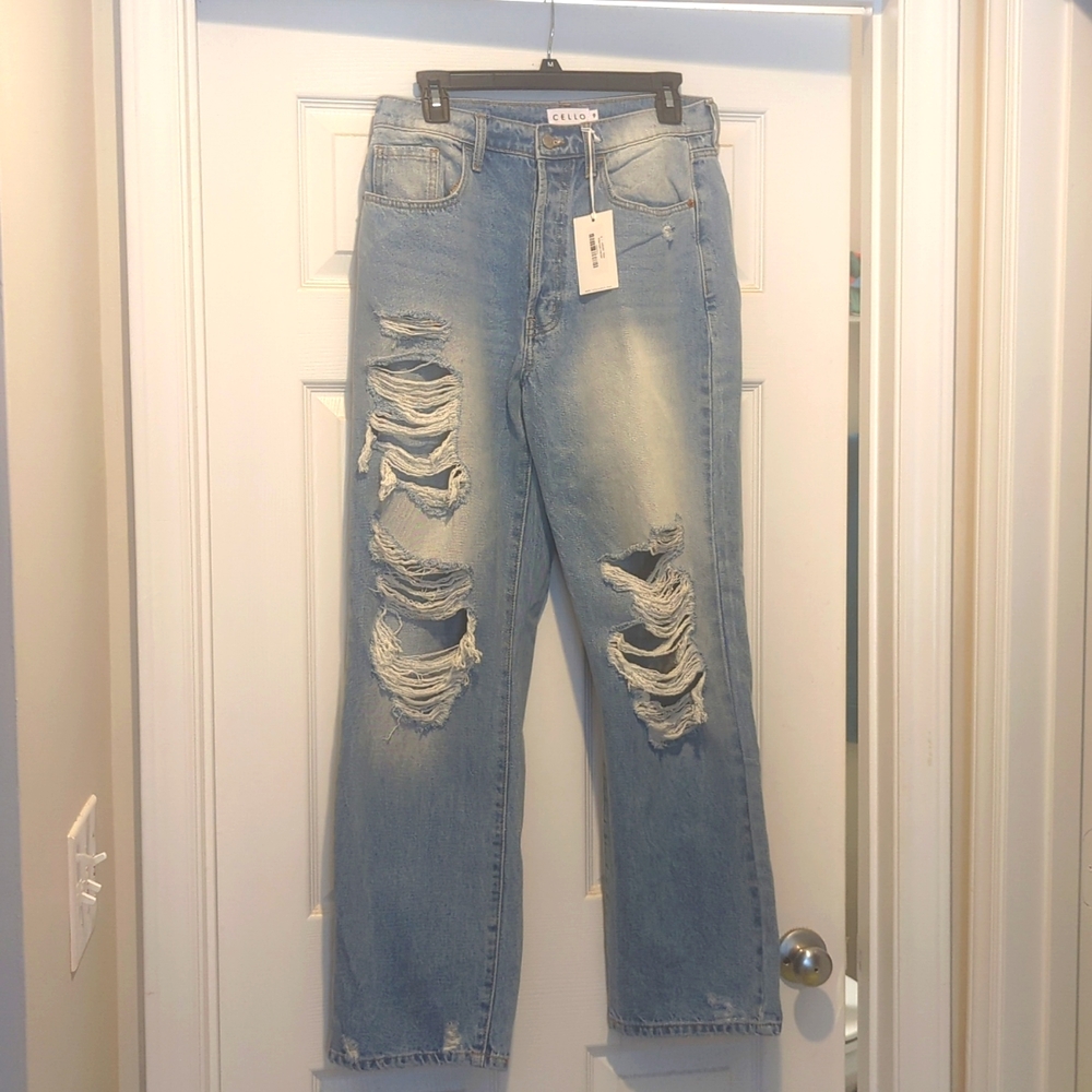 CELLO Super High Rise Dad Jeans, 90s Distressed, Size 9, NWT
